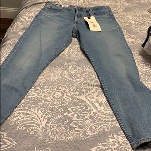 BRAND NEW LEVIS